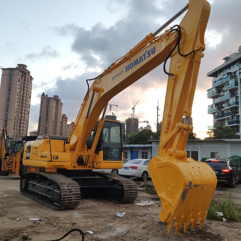 Gebruikte Komatsu graafmachine PC200-7 tweedehands 20 ton middelgrote graafmachine