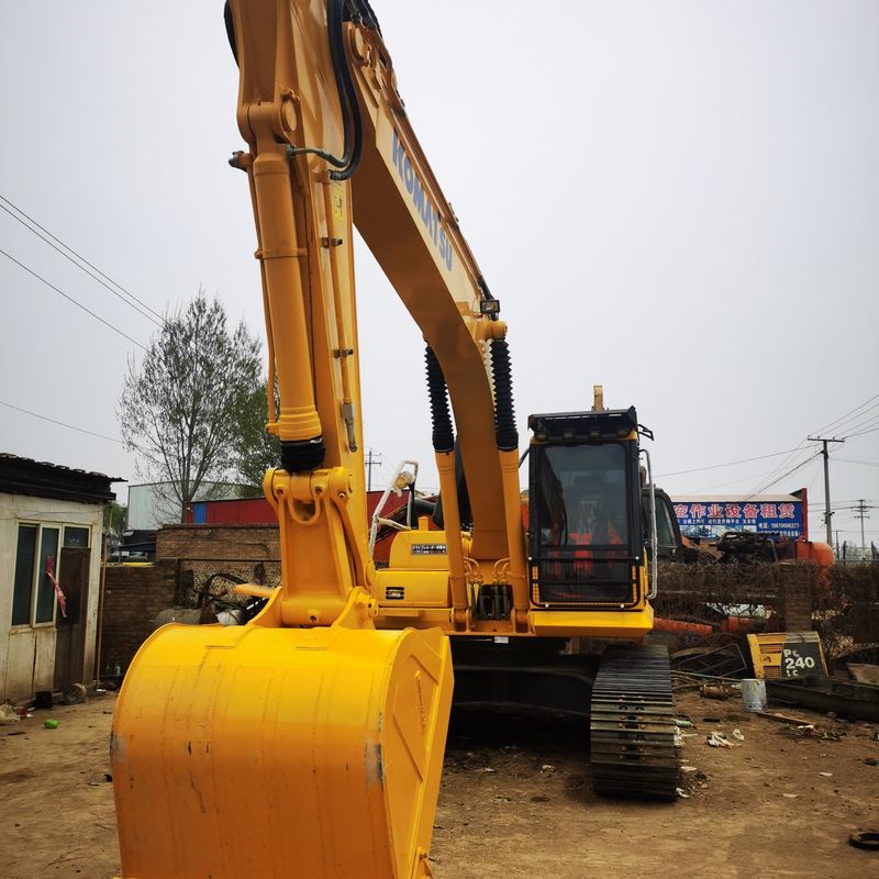 Gebruikte Komatsu graafmachine PC240LC tweedehands 24 ton middelgrote graafmachine