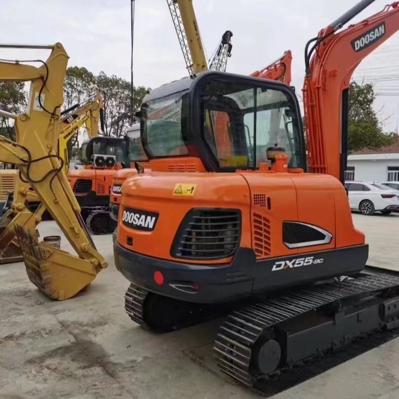 Gebruikte Doosan Digger DX55 tweedehands 5,5 ton kleine type Mini Crawler graafmachine