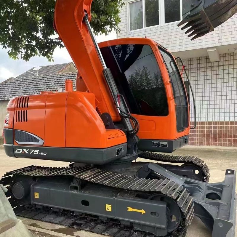 Gebruikte Doosan Digger DX75 tweedehands 7,5 ton kleine type mini-kruipergraver