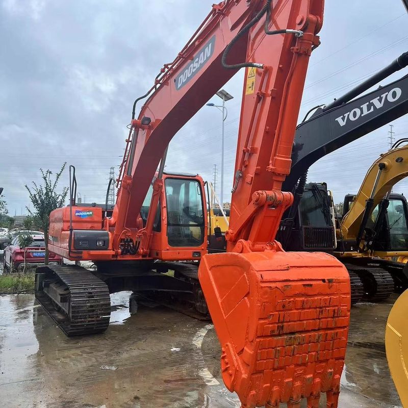 Gebruikte Doosan Digger DX225LC tweedehands 22,5 ton middelgrote graafmachine