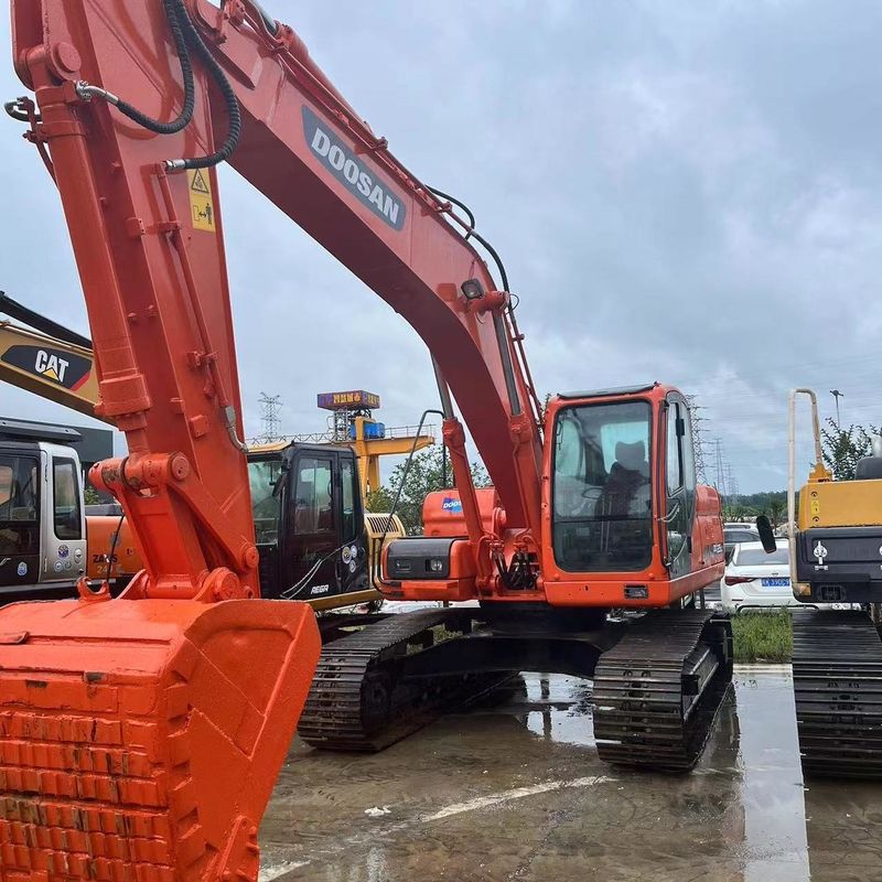 Gebruikte Doosan Digger DX225LC tweedehands 22,5 ton middelgrote graafmachine