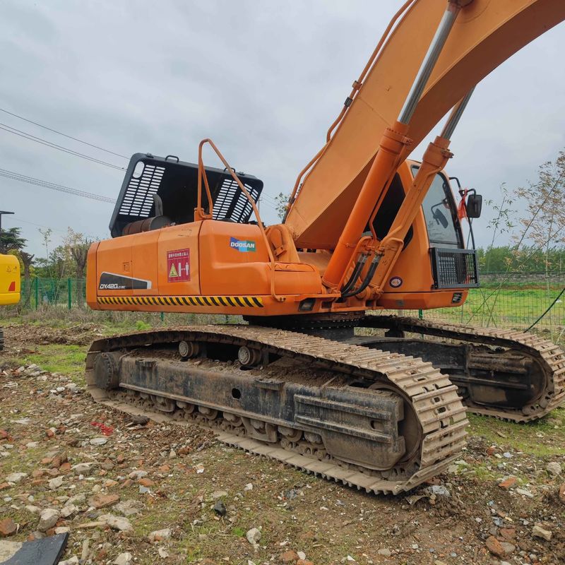 Gebruikte Doosan Digger DX420LC tweedehands 42 ton grote type Crawler graafmachine