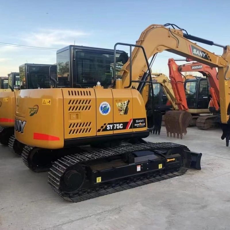 Gebruikte SANY Digger SY75 tweedehands 7,5 ton kleine type mini-kruipergraver