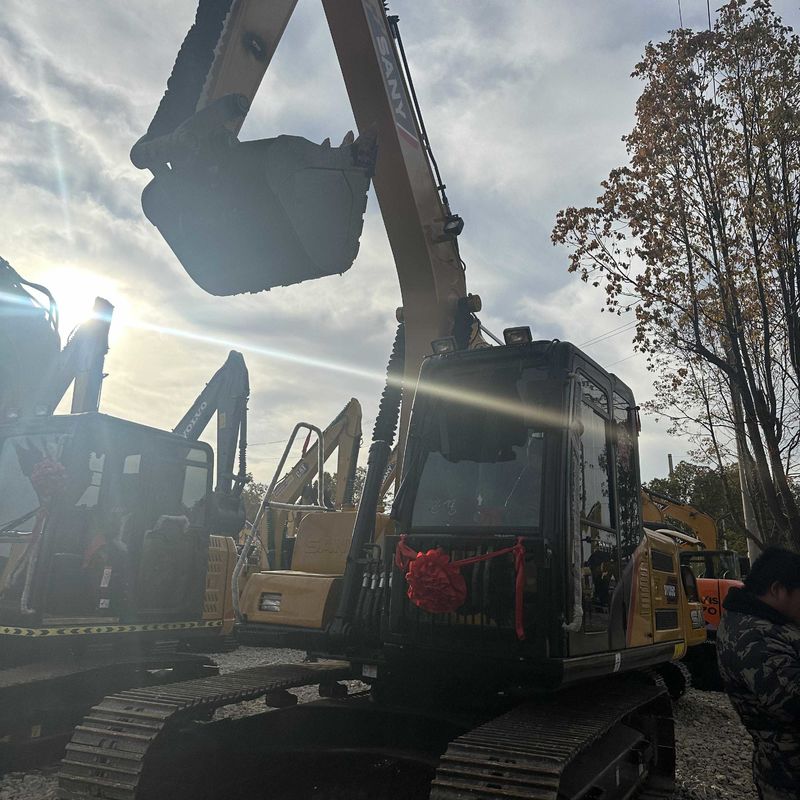 Gebruikte SANY Digger SY135C tweedehands 13.5 op kleine type Mini Crawler Excavator