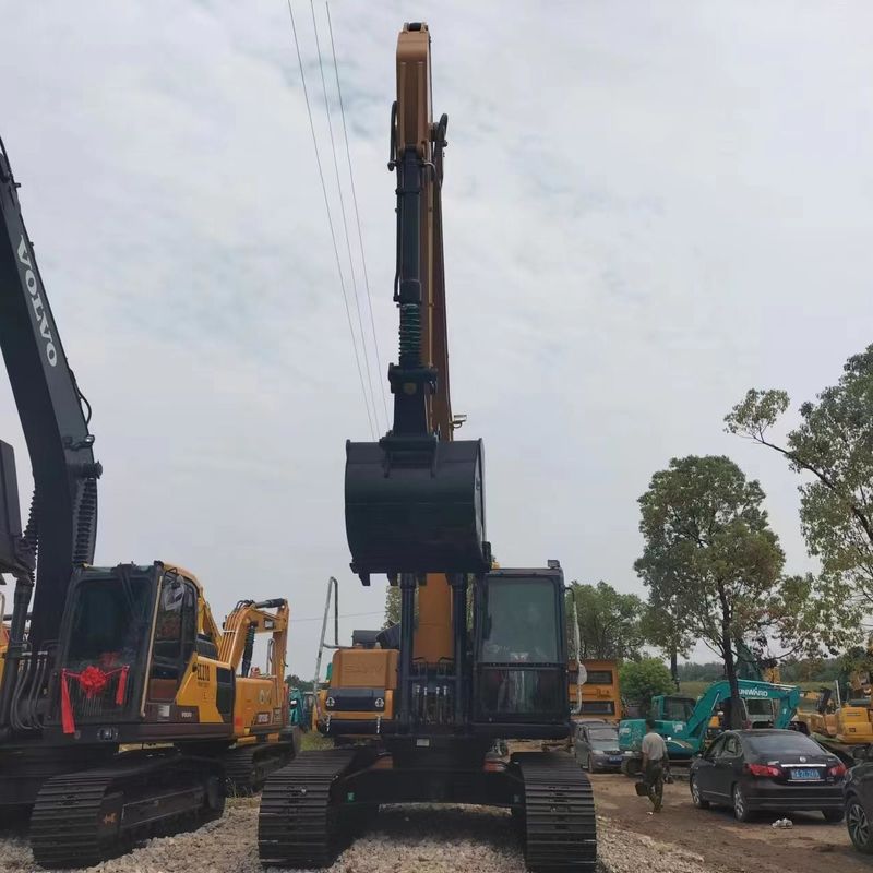 Gebruikte SANY Digger SY235C tweedehands 23.5 op middelgrote graafmachine