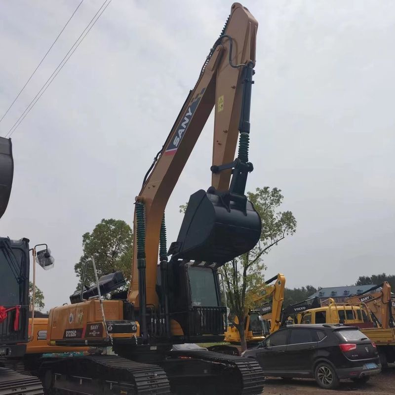 Gebruikte SANY Digger SY235C tweedehands 23.5 op middelgrote graafmachine