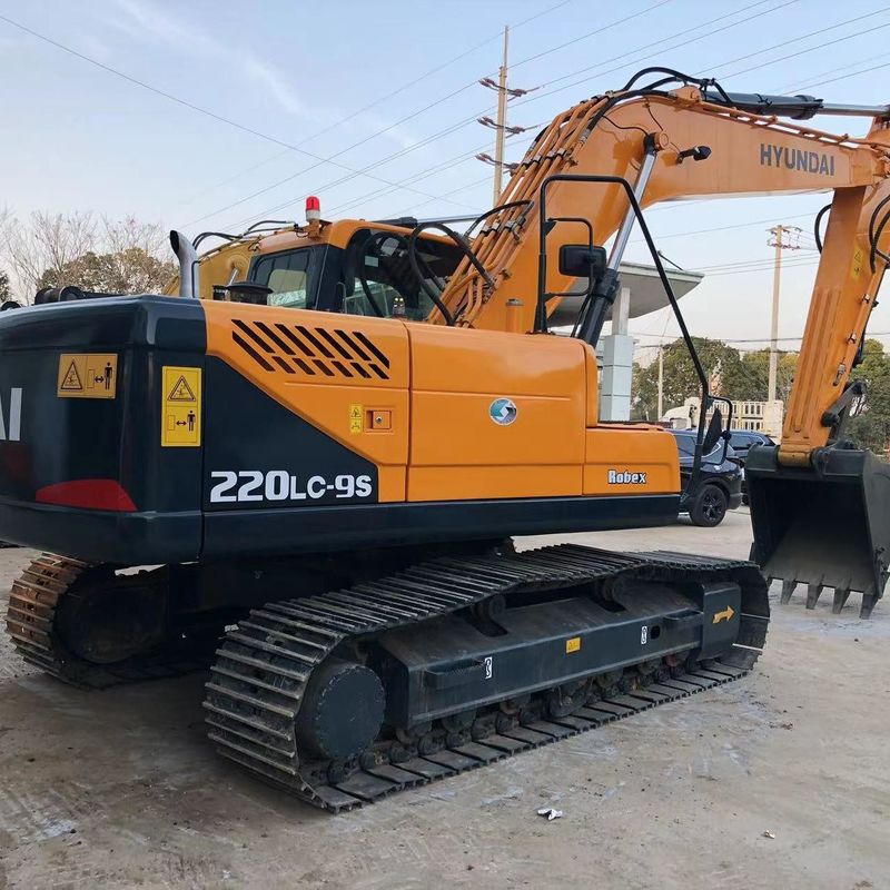 Gebruikte Hyundai Digger R220-9S tweedehands graafmachine van middelgrote grootte van 22 ton