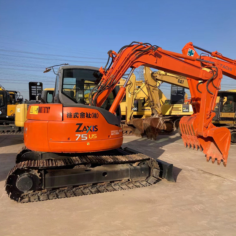 Hitachi ZX75US Gebruikte graafmachine Hydraulisch 7 ton, middelgroot 40,3 kW met bak van 0,33 m3