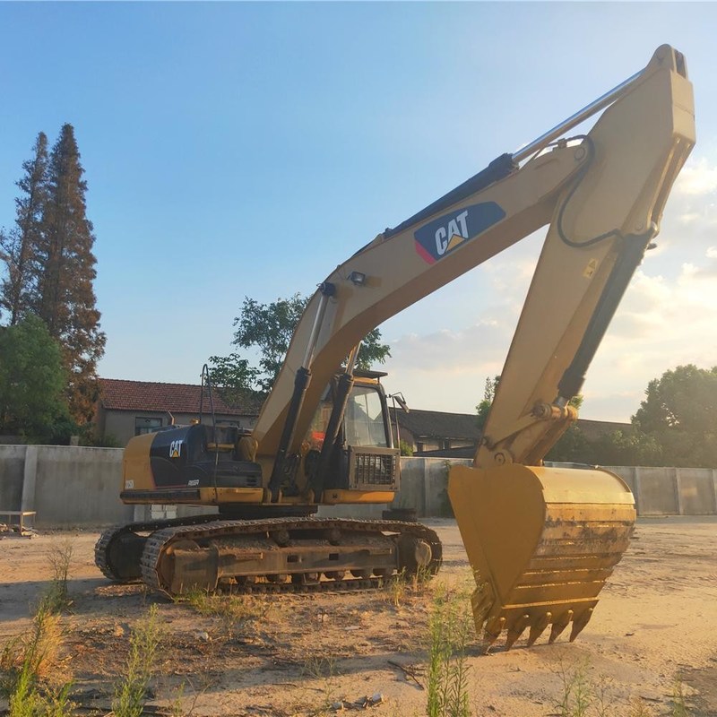 25 ton gebruikte graafmachine CAT 325D Crawler Digger 140kw 1,4m3 emmercapaciteit