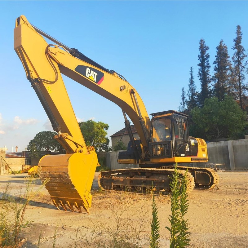 25 ton gebruikte graafmachine CAT 325D Crawler Digger 140kw 1,4m3 emmercapaciteit