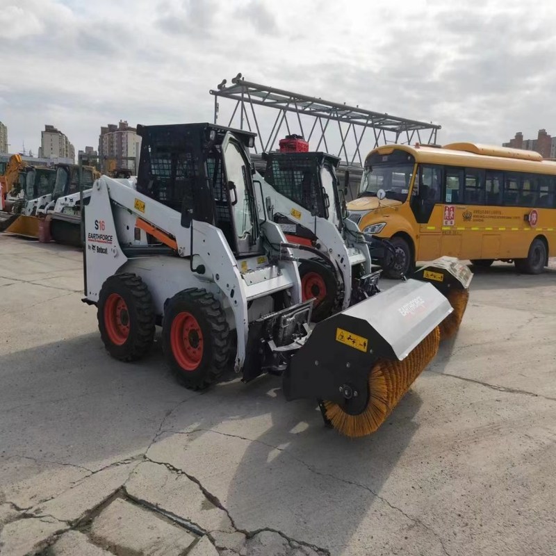 Bob S16 Gebruikte Skid Steer Equipment Loader Voor Aarde Bewegen 10,5km/h 36,4KW