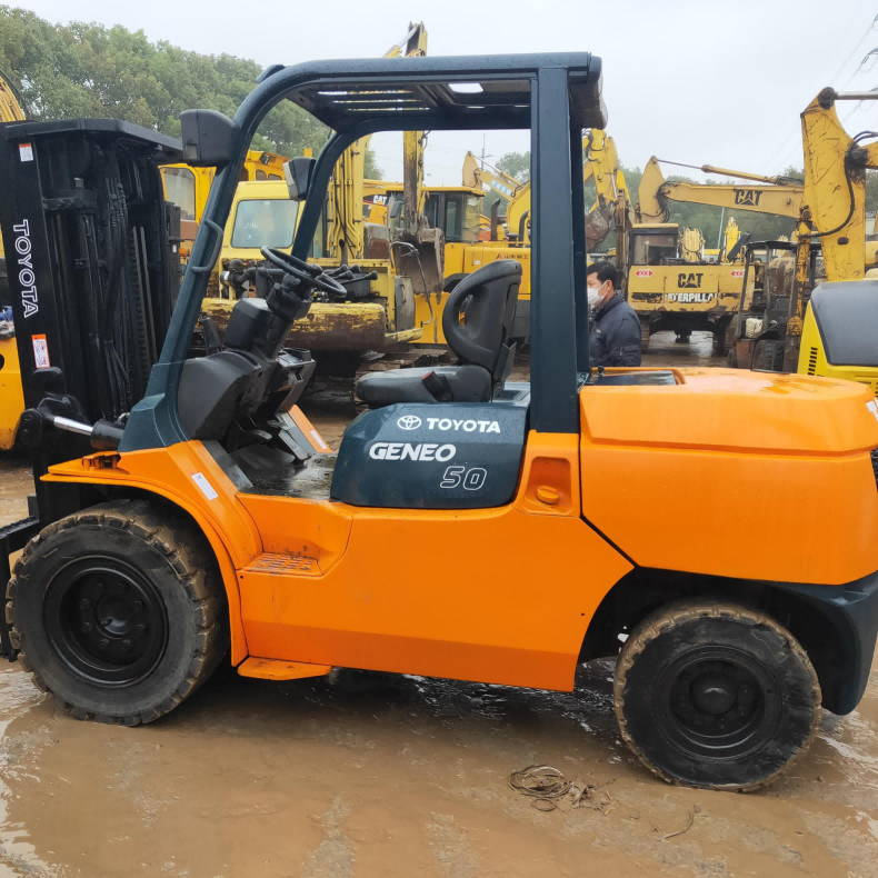 Tweedehands FD50 Toyota Diesel Vorklift Dealer 5 Ton Maximale hefhoogte 4,5 m