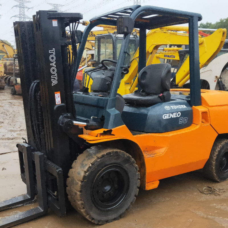 Tweedehands FD50 Toyota Diesel Vorklift Dealer 5 Ton Maximale hefhoogte 4,5 m