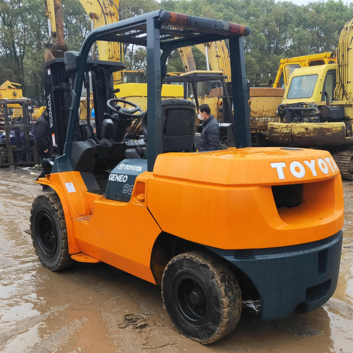 Tweedehands FD50 Toyota Diesel Vorklift Dealer 5 Ton Maximale hefhoogte 4,5 m