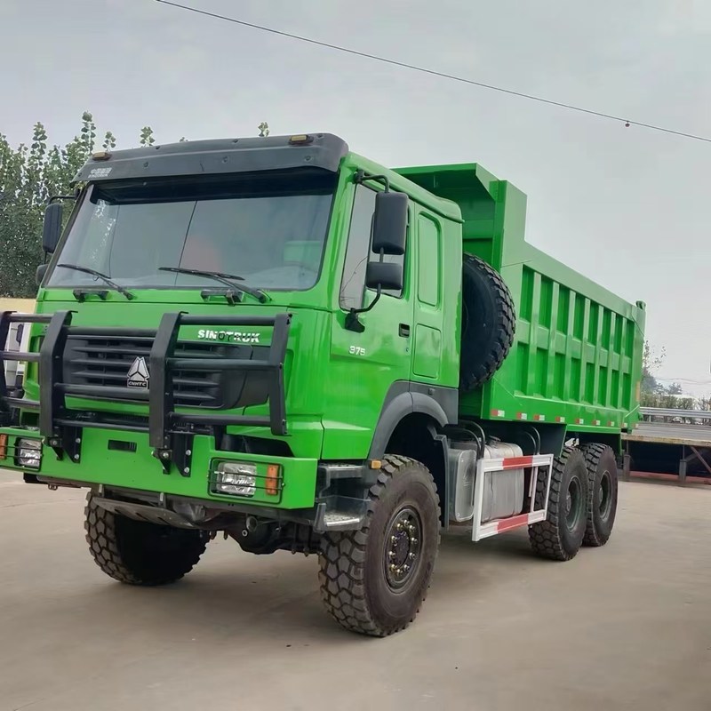 Gebruikte dumptruck Howo 371hp Sinotruk Howo 6x6 Tipper 6 Wheeler handmatige diesel