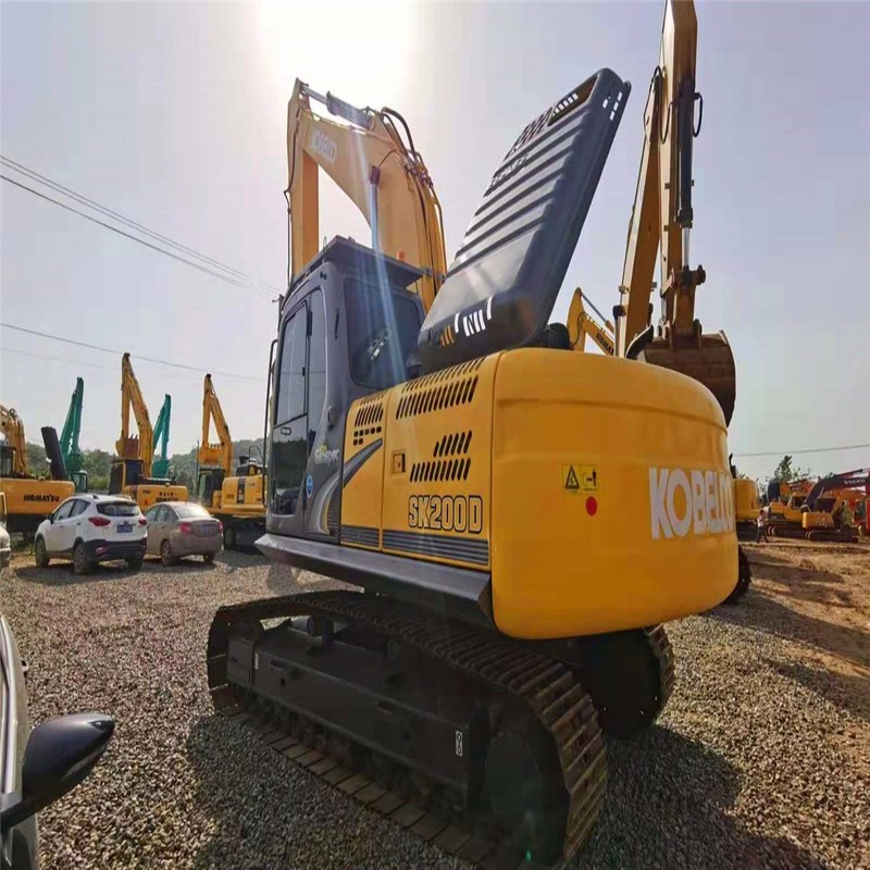 Gebruikte Kobelco Digger SK200-8 tweedehands 20ton grote type Crawler graafmachine 114kw