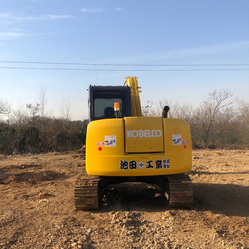 Gebruikte Kobelco Digger SK75 tweedehands mini-graafmachine voor kleinschalige werken