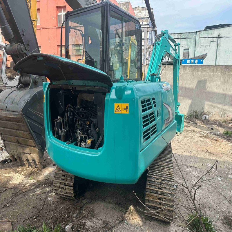Gebruikte Kobelco Digger SK60 Tweedehands 6ton klein type mini-rupsgraafmachine 35,5 kW