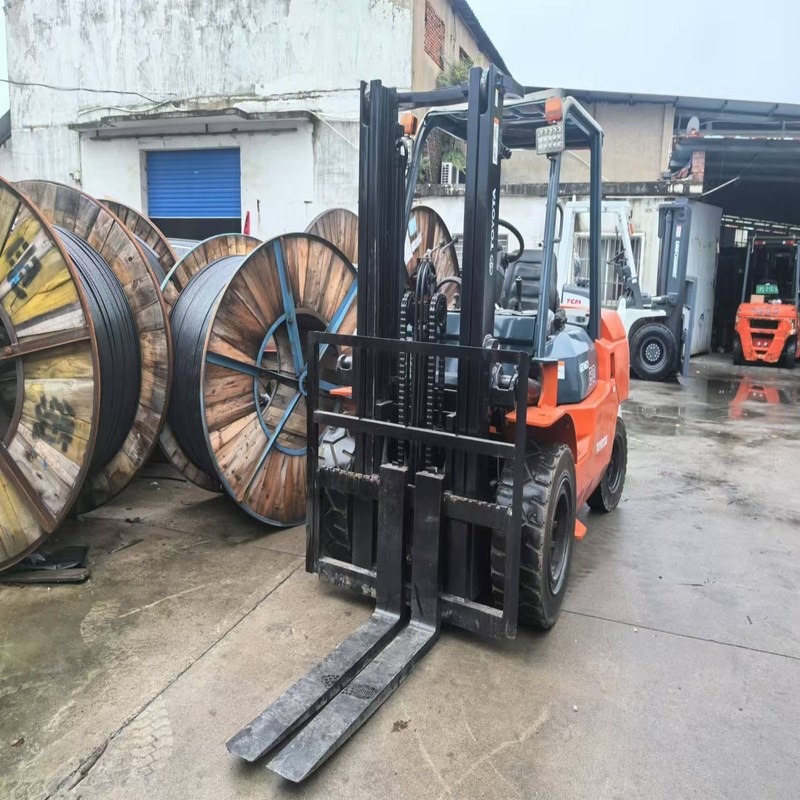 Tweedehands FD50 Toyota Diesel Vorklift Dealer 5 Ton Maximale hefhoogte 4,5 m
