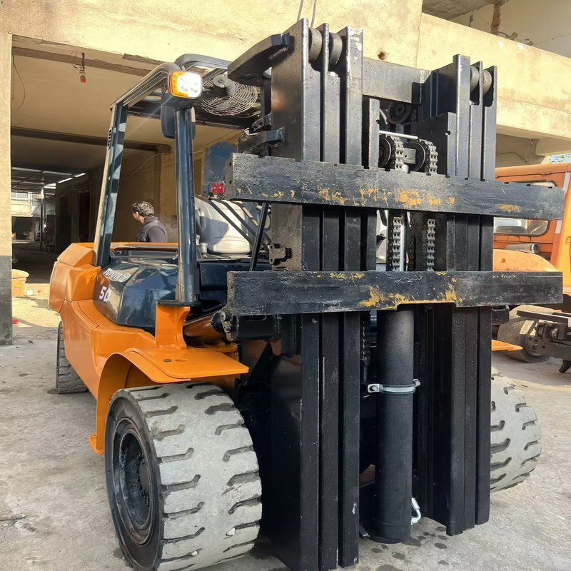 Tweedehands FD50 Toyota Diesel Vorklift Dealer 5 Ton Maximale hefhoogte 4,5 m