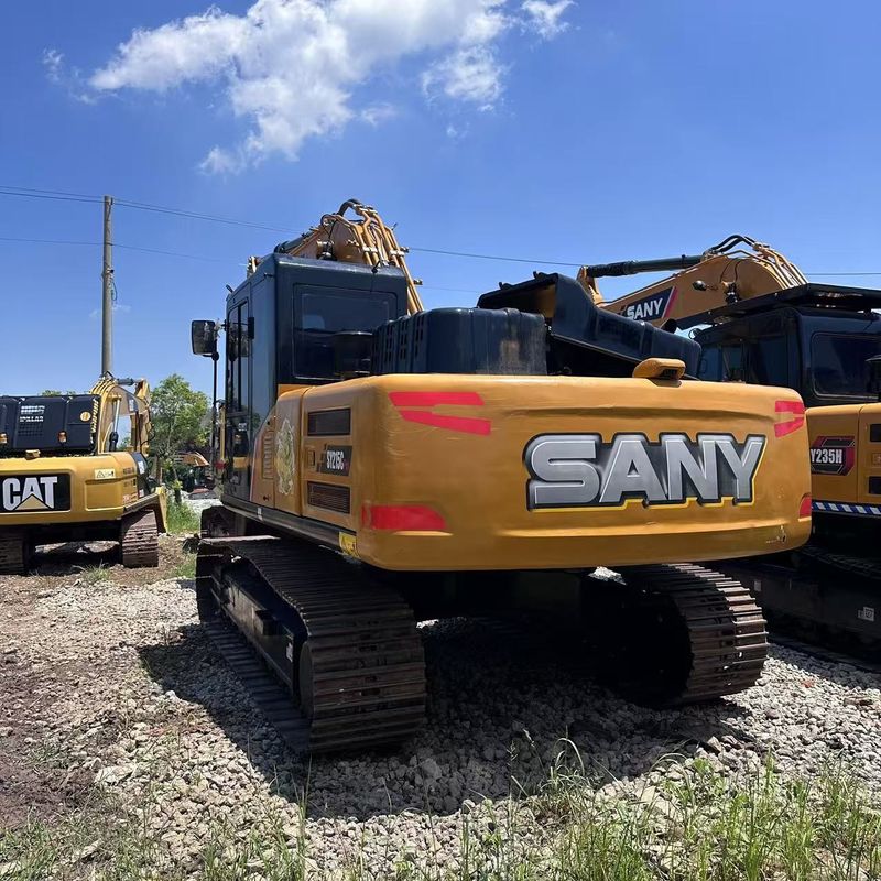 Gebruikte SANY Digger SY215C tweedehands 21.5 op middelgrote graafmachine