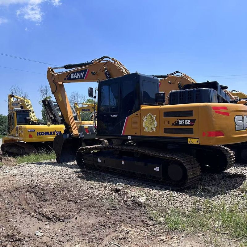 Gebruikte SANY Digger SY215C tweedehands 21.5 op middelgrote graafmachine