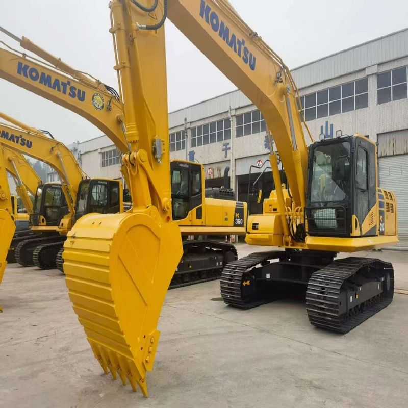 Gebruikte Komatsu-graafmachine PC210 tweedehands 21 ton middelgrote graafmachine